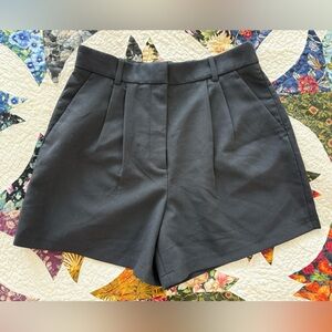 Abercrombie & Fitch Black High-Waist Pleated Tailored Shorts